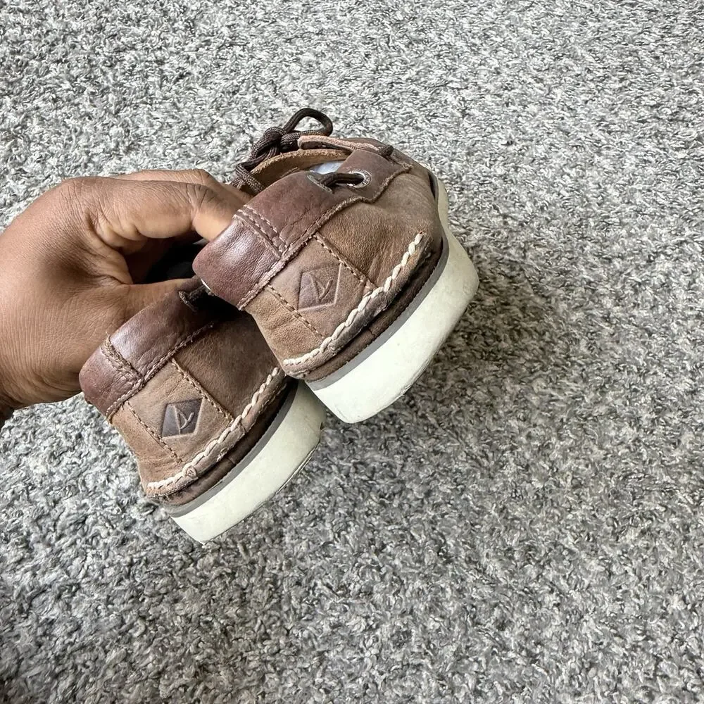 Sperry boat shoes